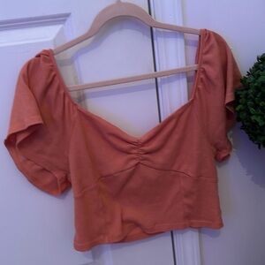 Cute coral American Eagle top😍🧡